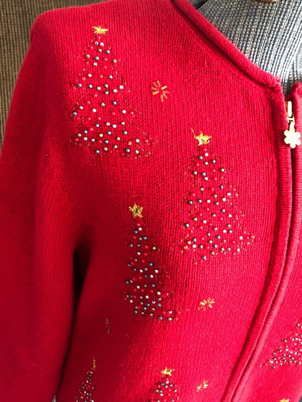 Croft & Barrow Women's Size M Medium Red Christmas Sweater Zip Up Front - Picture 2 of 10